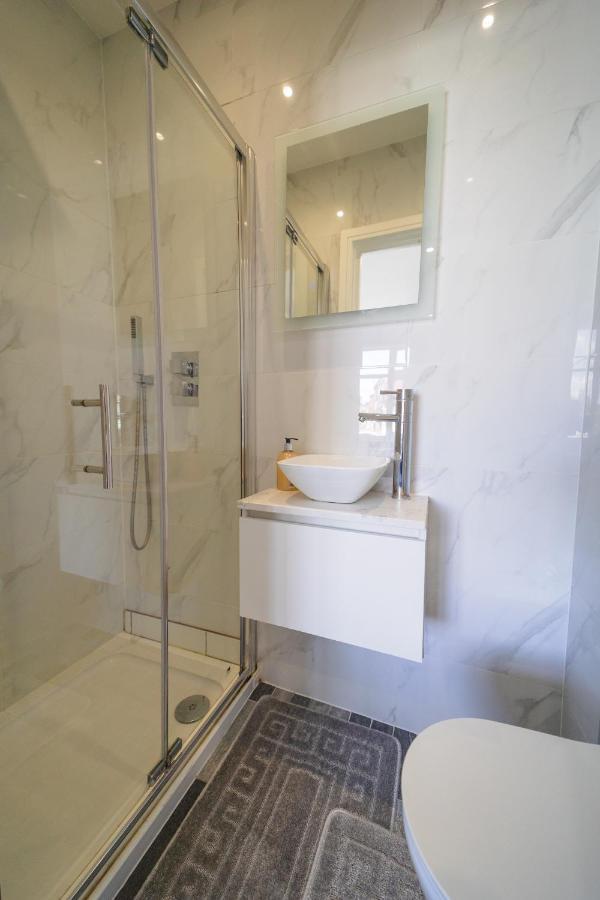 Appartamento Star London Bell Lane 3-Bed Haven Hendon Esterno foto